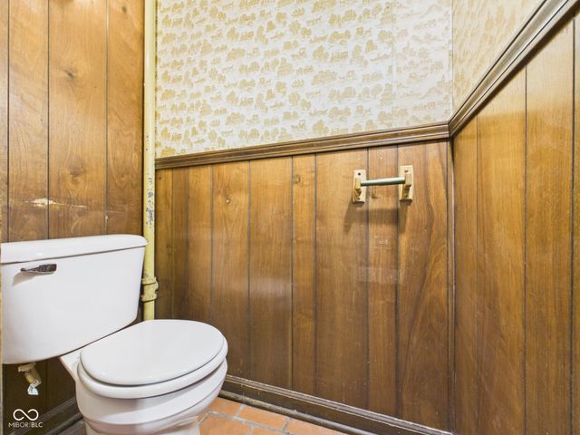 1419 W 5th Street, Anderson, IN 46016
