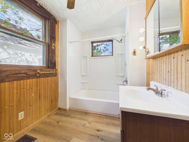 1419 W 5th Street, Anderson, IN 46016