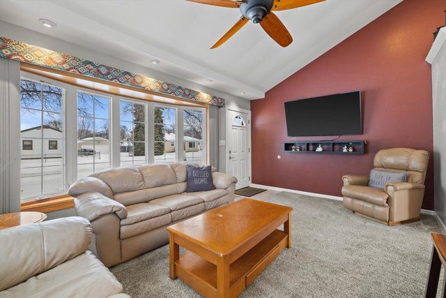 4100 Victory AVENUE, Racine, WI 53405