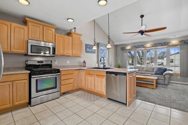 4100 Victory AVENUE, Racine, WI 53405