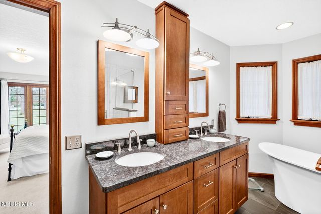 10326 Ramm Road, Whitehouse, OH 43571