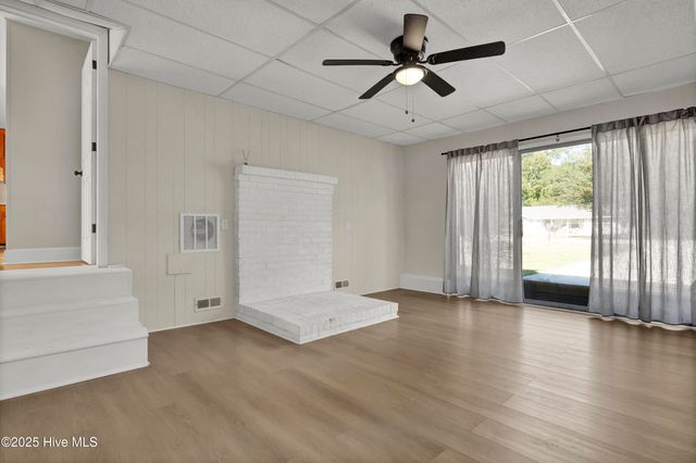 3521 Middle Sound Loop Road, Wilmington, NC 28411