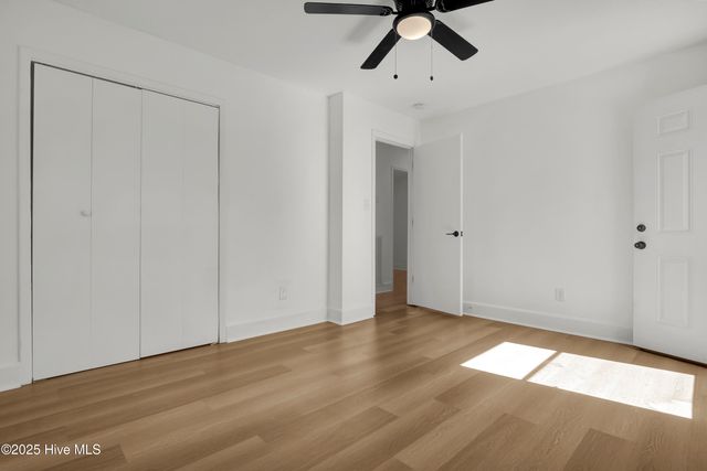 3521 Middle Sound Loop Road, Wilmington, NC 28411