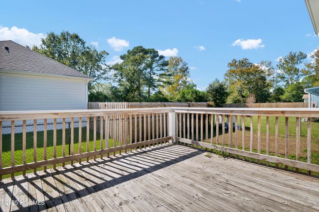 3521 Middle Sound Loop Road, Wilmington, NC 28411