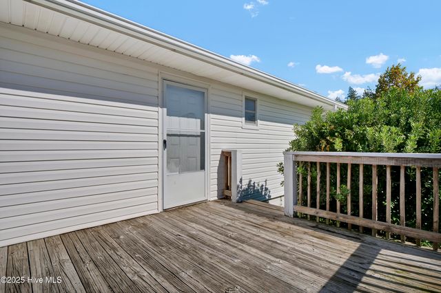 3521 Middle Sound Loop Road, Wilmington, NC 28411