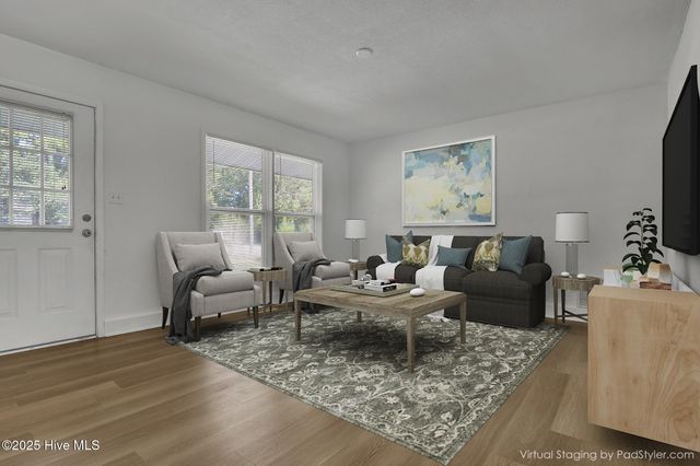 3521 Middle Sound Loop Road, Wilmington, NC 28411