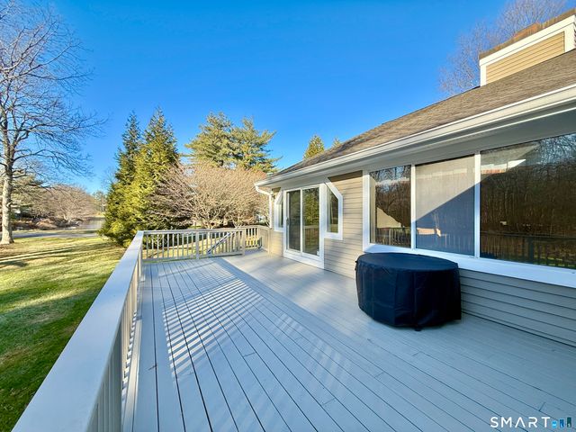 1 Alfred Lane, Stamford, CT 06902