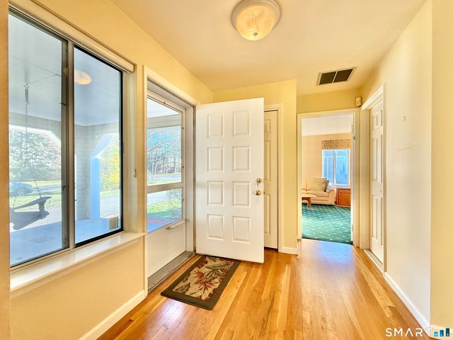 1 Alfred Lane, Stamford, CT 06902