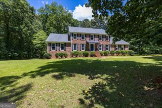 1177 Lucky Debonair Drive, Macon, GA 31210