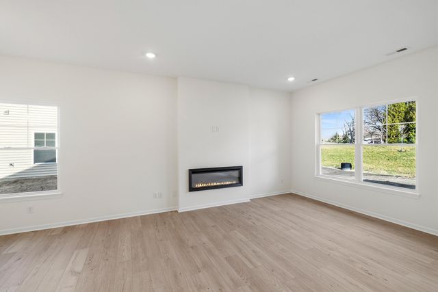 6170 River Run Avenue, Portage, IN 46368