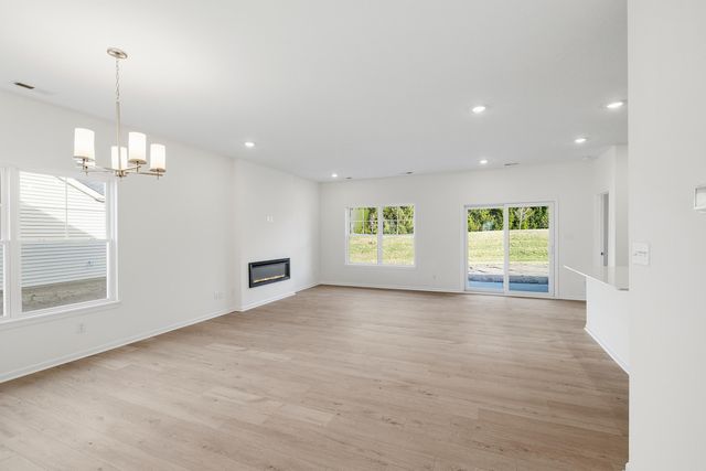 6170 River Run Avenue, Portage, IN 46368