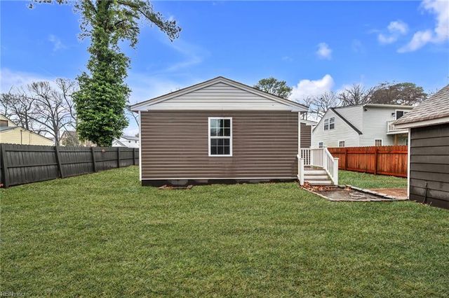 12 Brierdale PL, Portsmouth, VA 23702