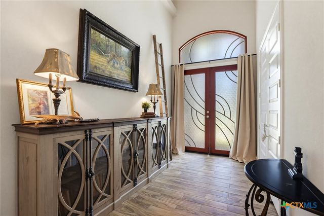 300 Cibolo Ridge Drive, La Vernia, TX 78121