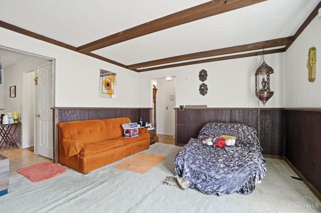 1105 Inner Circle, Forest Park, OH 45240