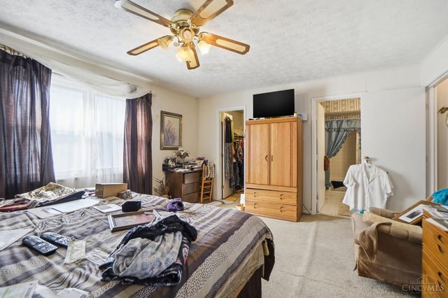 1105 Inner Circle, Forest Park, OH 45240