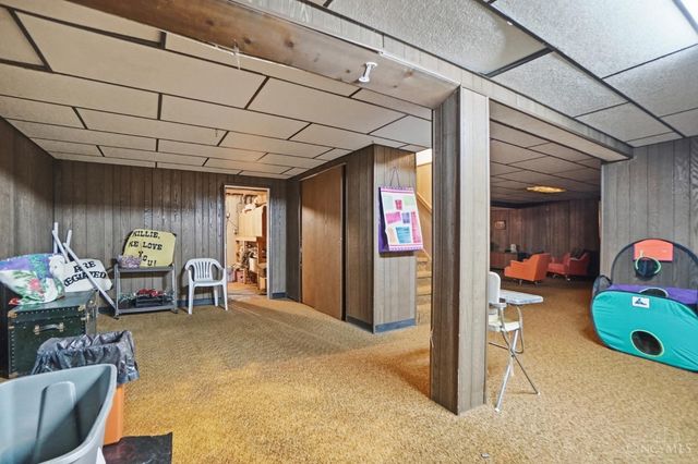 1105 Inner Circle, Forest Park, OH 45240