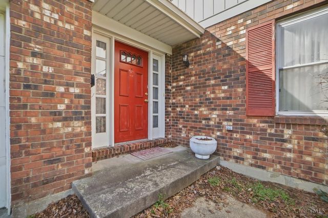 1105 Inner Circle, Forest Park, OH 45240