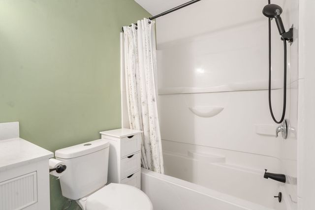 21 Middlesex Ave 303, Worcester, MA 01604