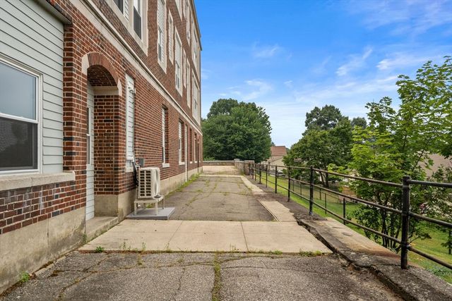 21 Middlesex Ave 303, Worcester, MA 01604