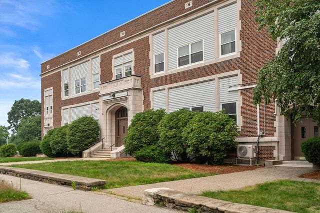 21 Middlesex Ave 303, Worcester, MA 01604