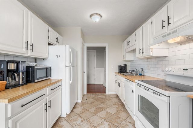 21 Middlesex Ave 303, Worcester, MA 01604