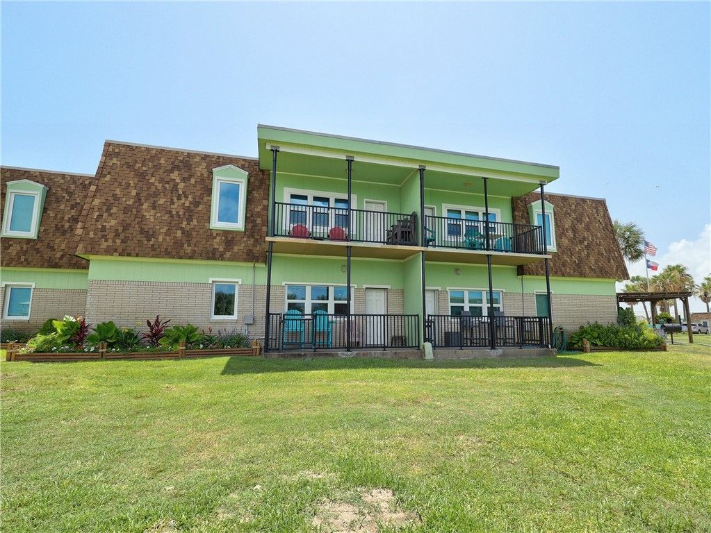 700 Island Retreat 37, Port Aransas, TX 78373