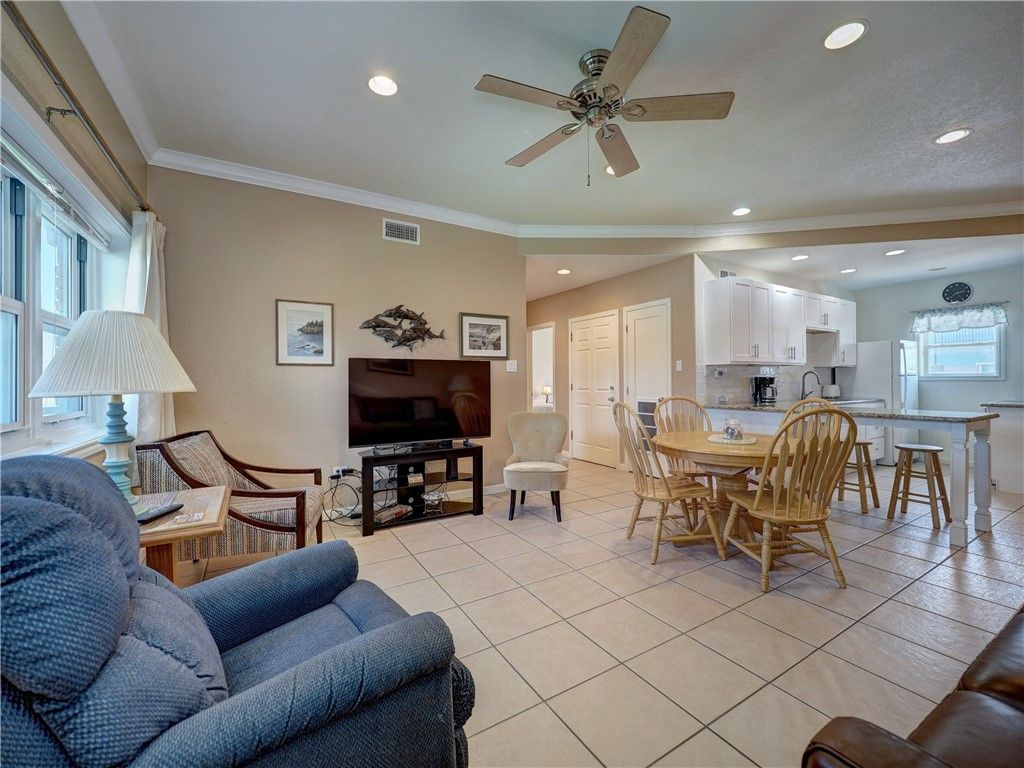 700 Island Retreat 37, Port Aransas, TX 78373 — photo 5