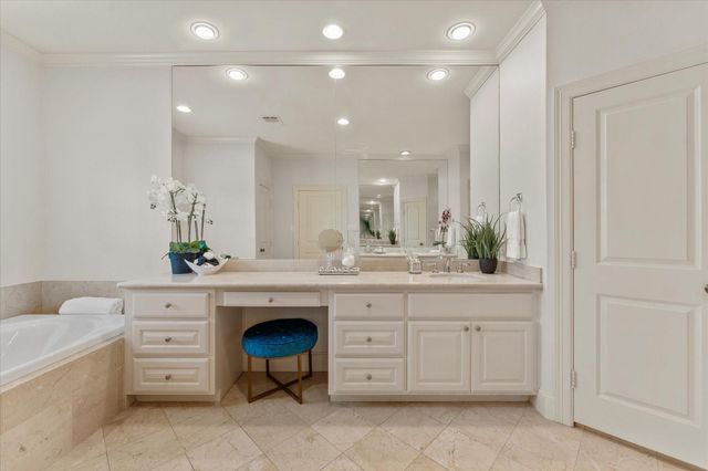 30 History Row, The Woodlands, TX 77380