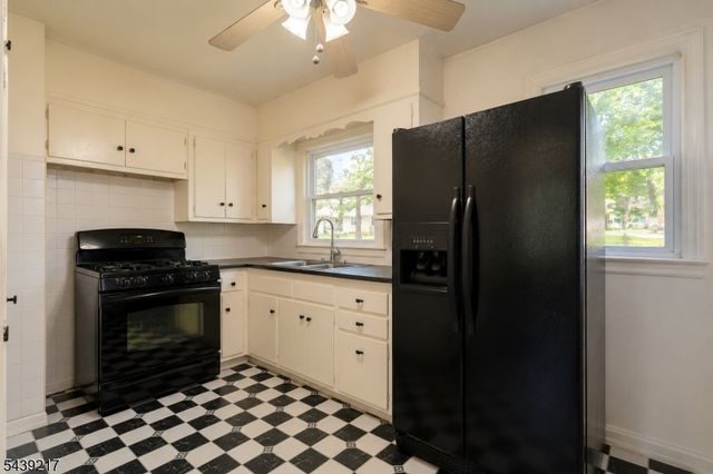 261 Shepard Ave, Englewood City, NJ 07631