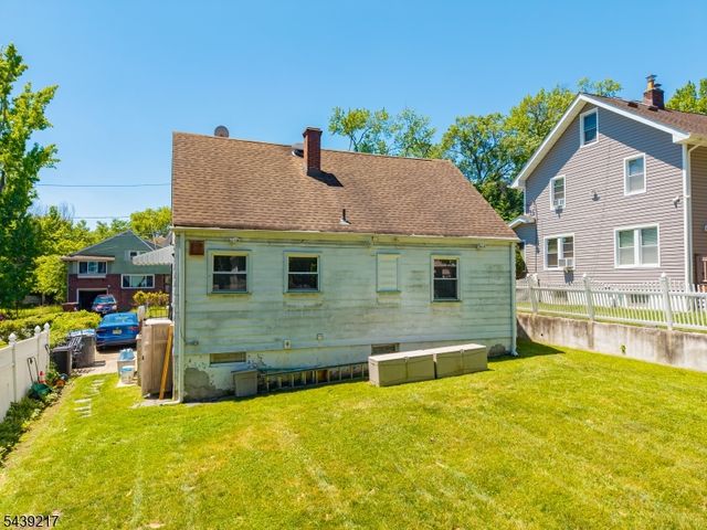 261 Shepard Ave, Englewood City, NJ 07631
