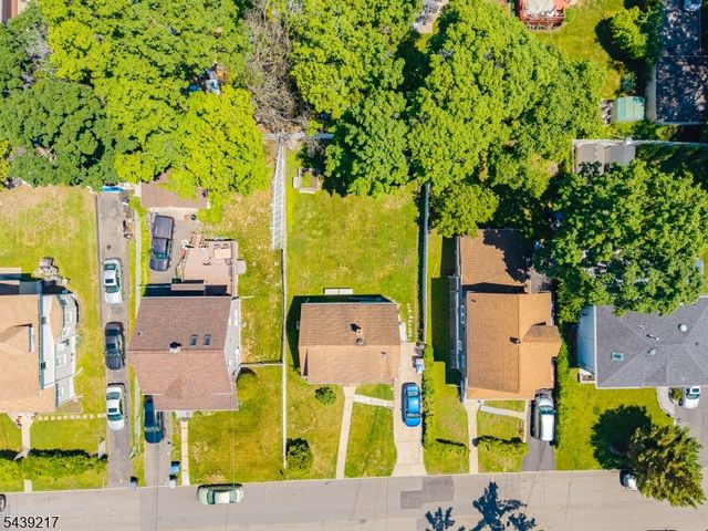 261 Shepard Ave, Englewood City, NJ 07631