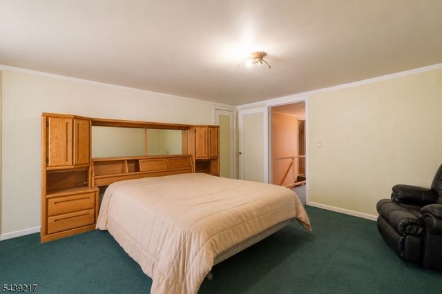 261 Shepard Ave, Englewood City, NJ 07631