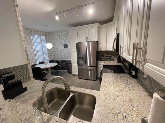 7941 LAINA Lane 2, Boynton Beach, FL 33437