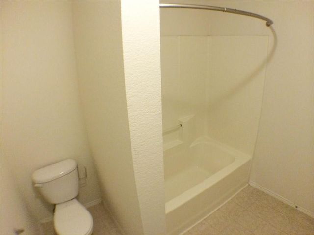 2301 Kingsway Drive, Arlington, TX 76012