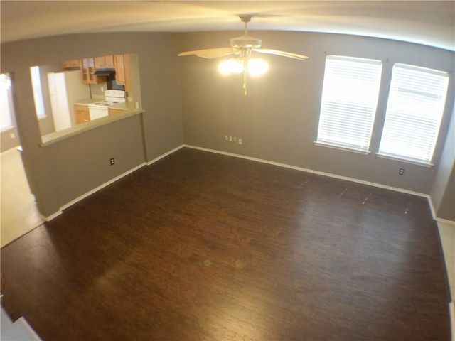 2301 Kingsway Drive, Arlington, TX 76012