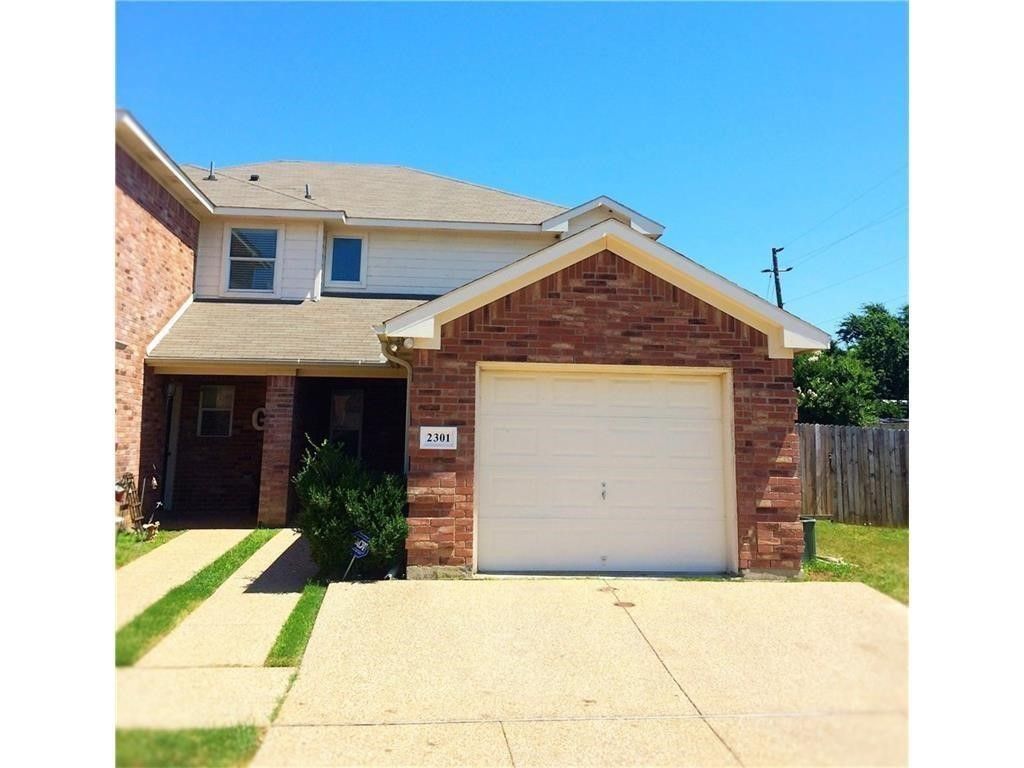 2301 Kingsway Drive, Arlington, TX 76012