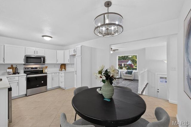 117 Las Olas Drive, Belleville, IL 62221