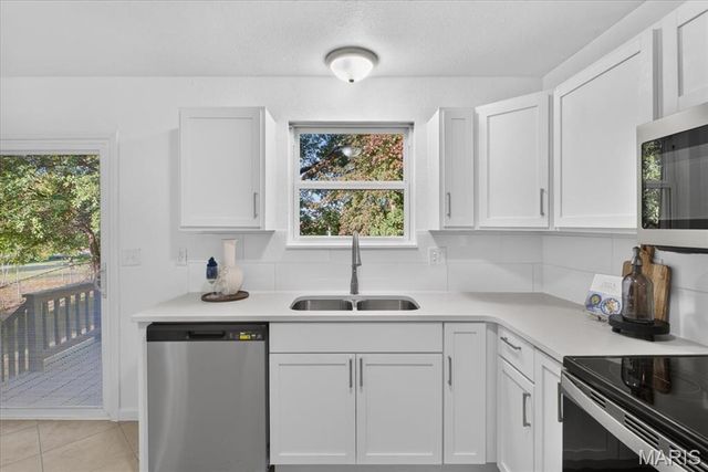 117 Las Olas Drive, Belleville, IL 62221