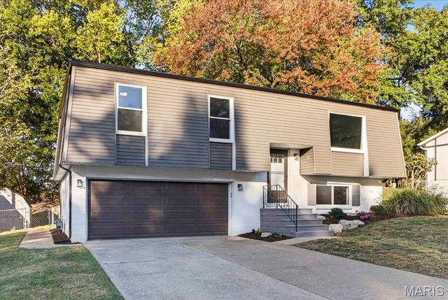 117 Las Olas Drive, Belleville, IL 62221