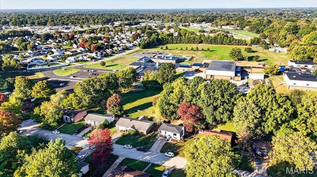 117 Las Olas Drive, Belleville, IL 62221