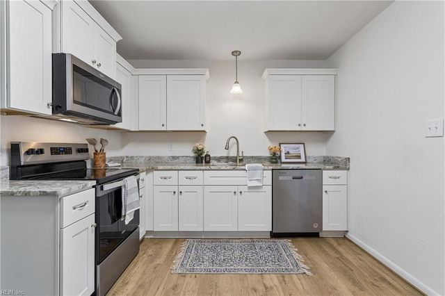 512 Dunning ST, Williamsburg, VA 23185