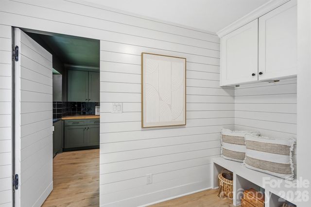 3800 Lovett Circle, Charlotte, NC 28210