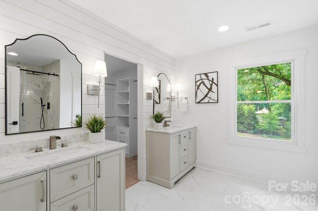 3800 Lovett Circle, Charlotte, NC 28210