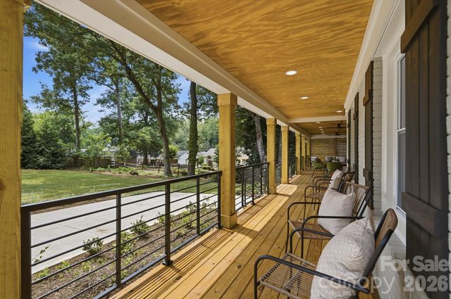 3800 Lovett Circle, Charlotte, NC 28210