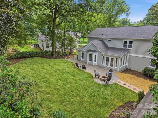 3800 Lovett Circle, Charlotte, NC 28210