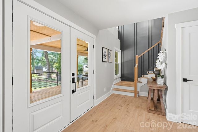 3800 Lovett Circle, Charlotte, NC 28210