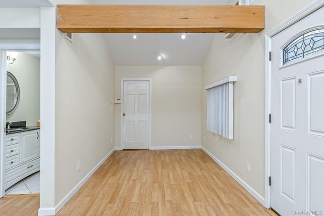 25 Sheryl Crescent, Smithtown, NY 11787