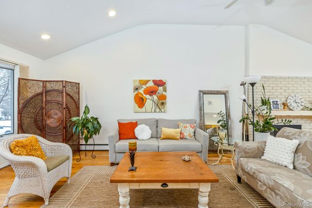 25 Sheryl Crescent, Smithtown, NY 11787