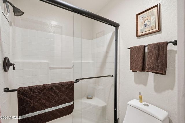 9145 N 68th Avenue, Peoria, AZ 85345