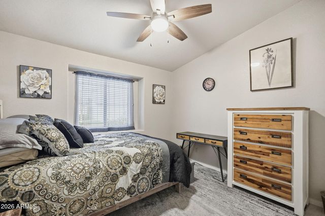 9145 N 68th Avenue, Peoria, AZ 85345